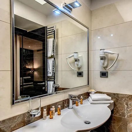 Relais De La Poste 3*