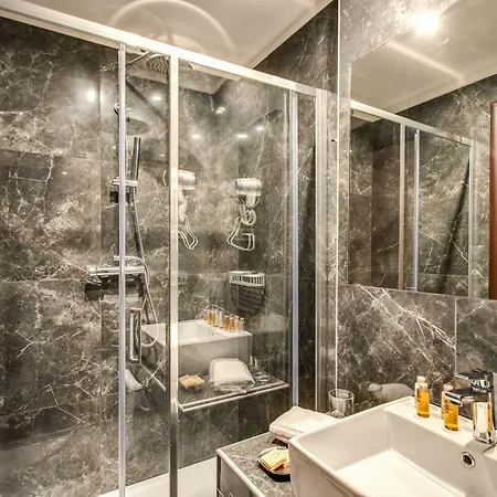 Relais De La Poste 3* Rom