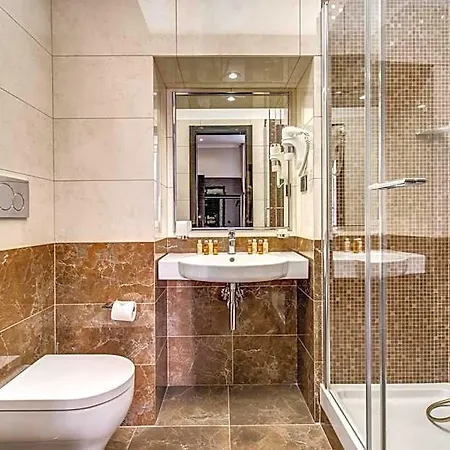 Hotel Relais De La Poste 3*