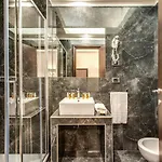 Hotel Relais De La Poste 3*